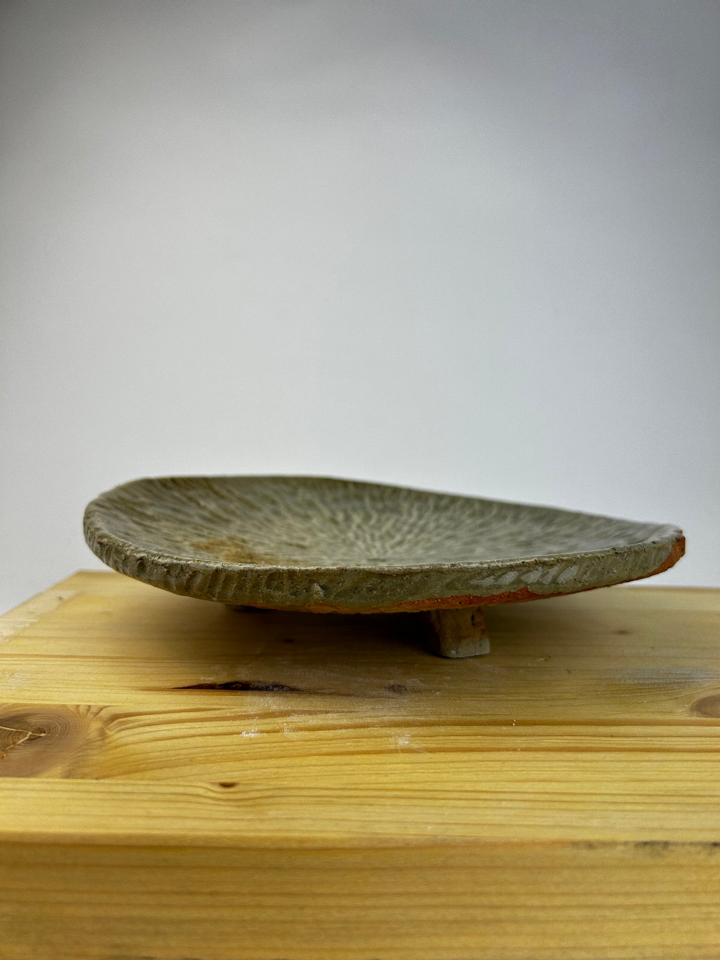 Textured platter