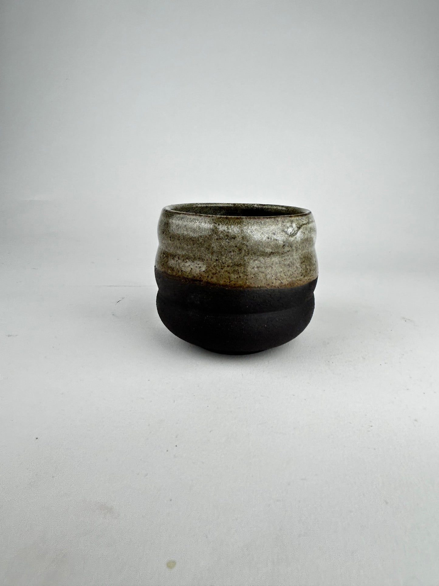 Brown oil cup