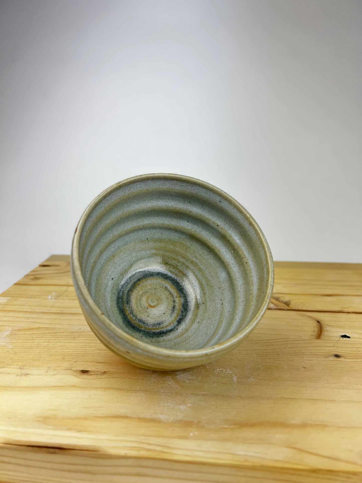 Spiral cup