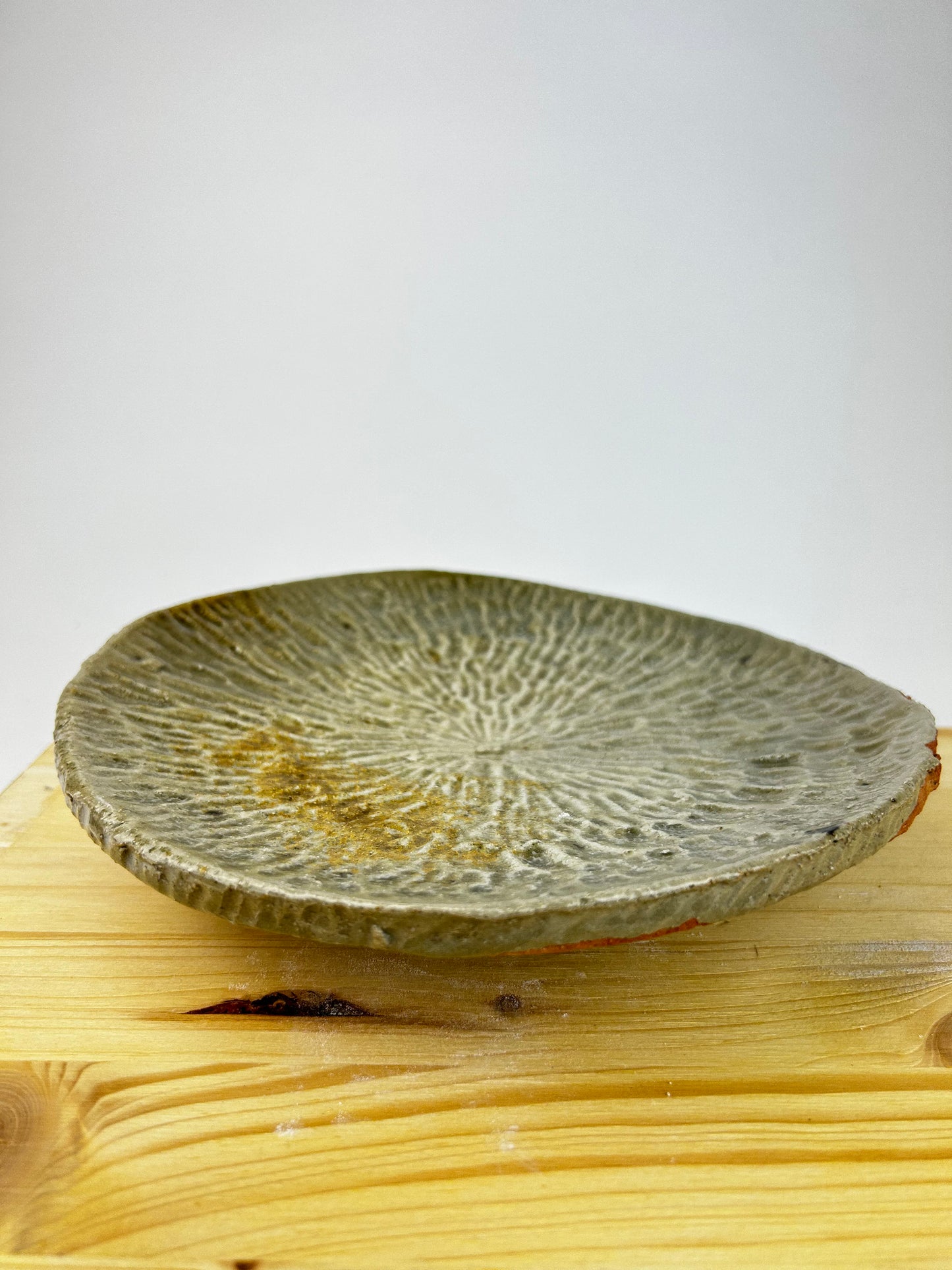 Textured platter