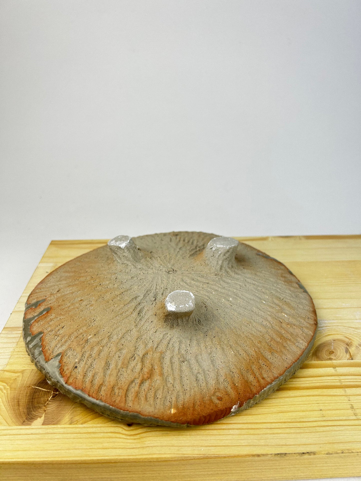Textured platter