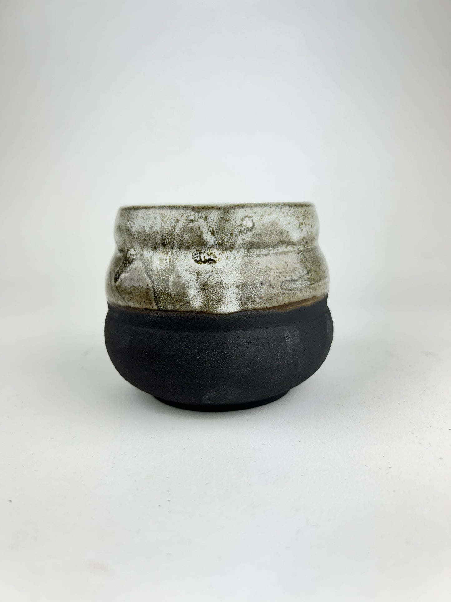Brown oil cup