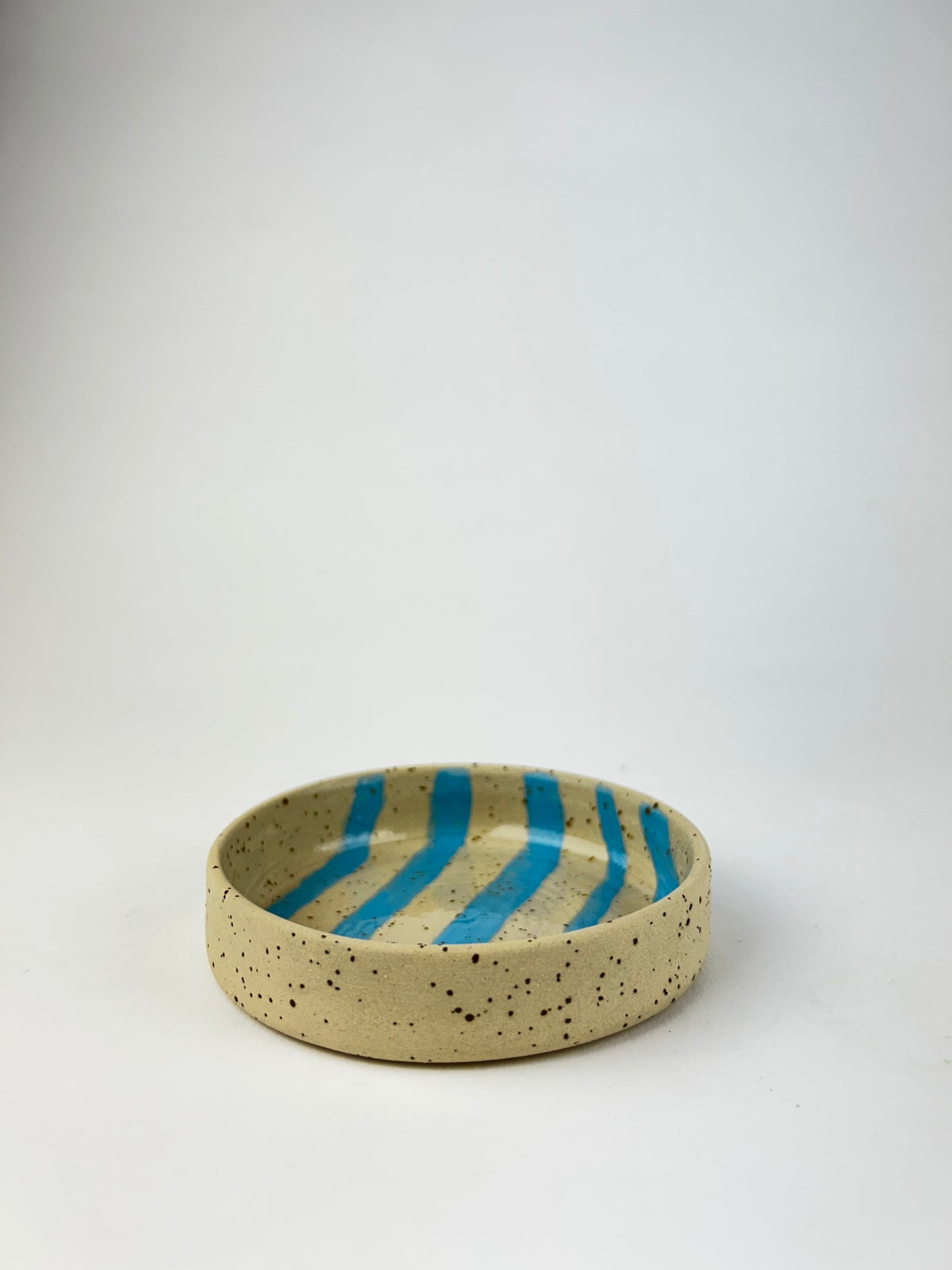 Magnesium plate