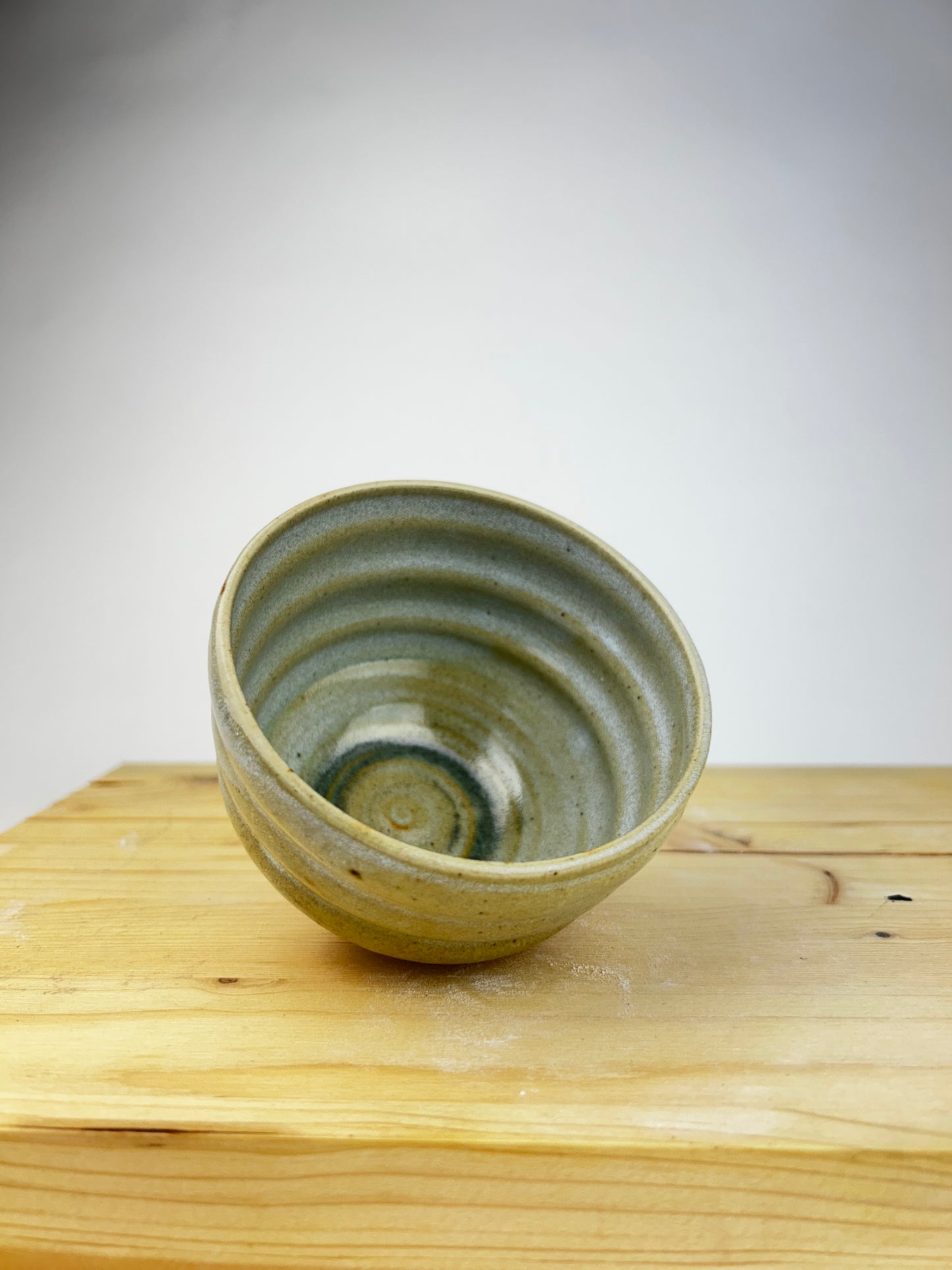 Spiral cup